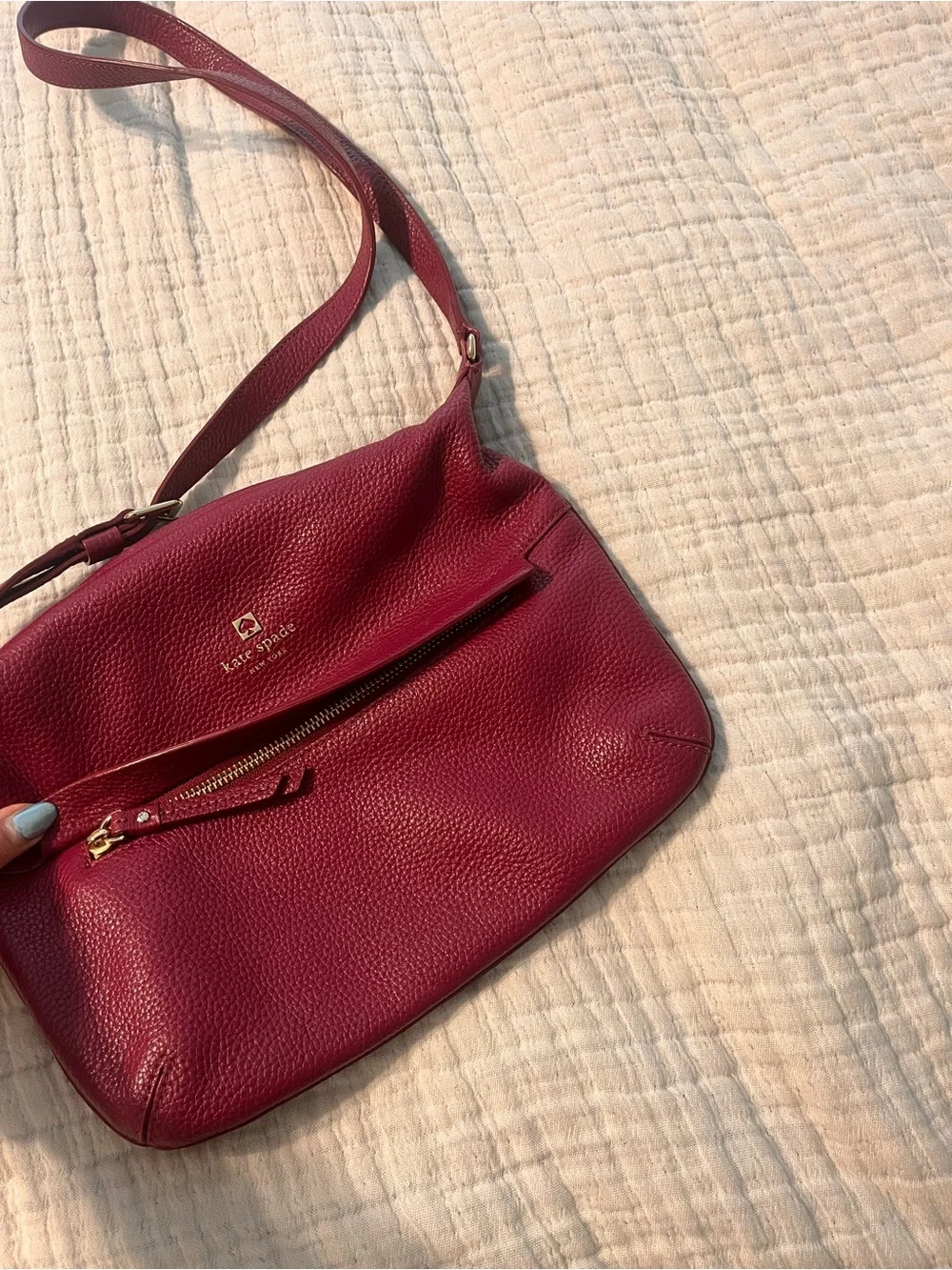 kate spade raspberry pink pebbled leather crossbody bag